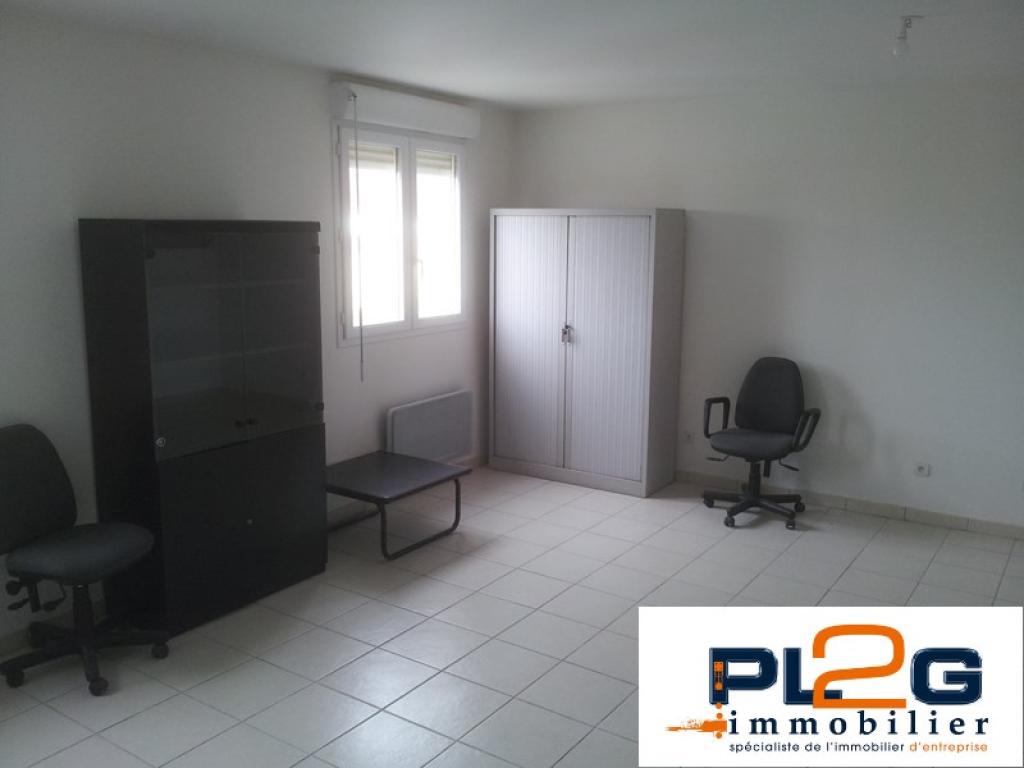 Bureau à Istres ZI Le Tubé
