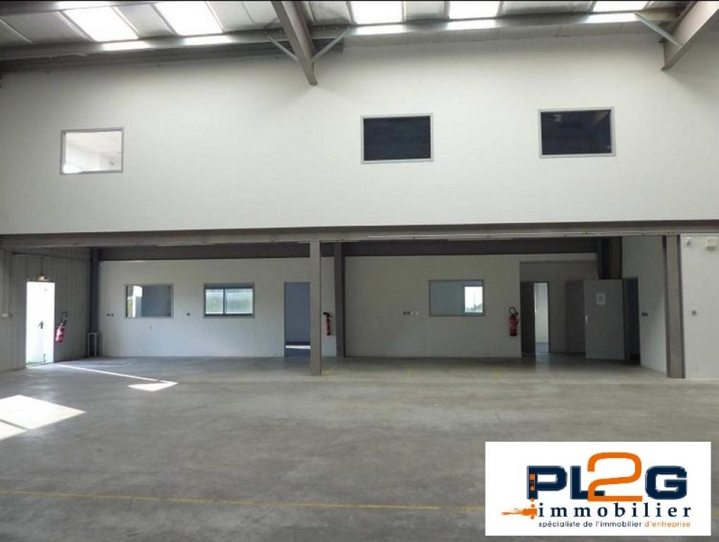 Local commercial à vendre avec parking ou zone de stationnement à La Ciotat
