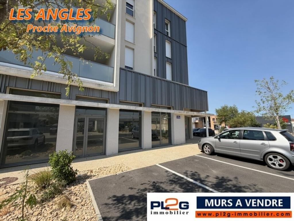 Murs libres neufs à vendre dans le Gard aux Angles