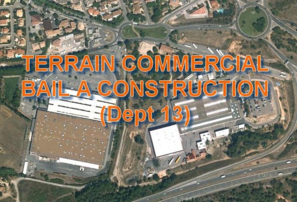Terrain commercial à louer avec permis et cdac
