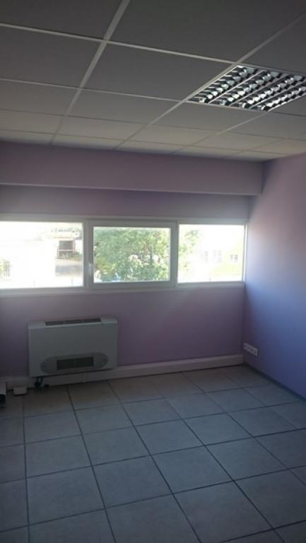 Bureaux à louer à Martigues de 75 à 300m²