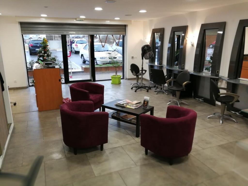 Salon de coiffure à louer proche de Salon de Provence