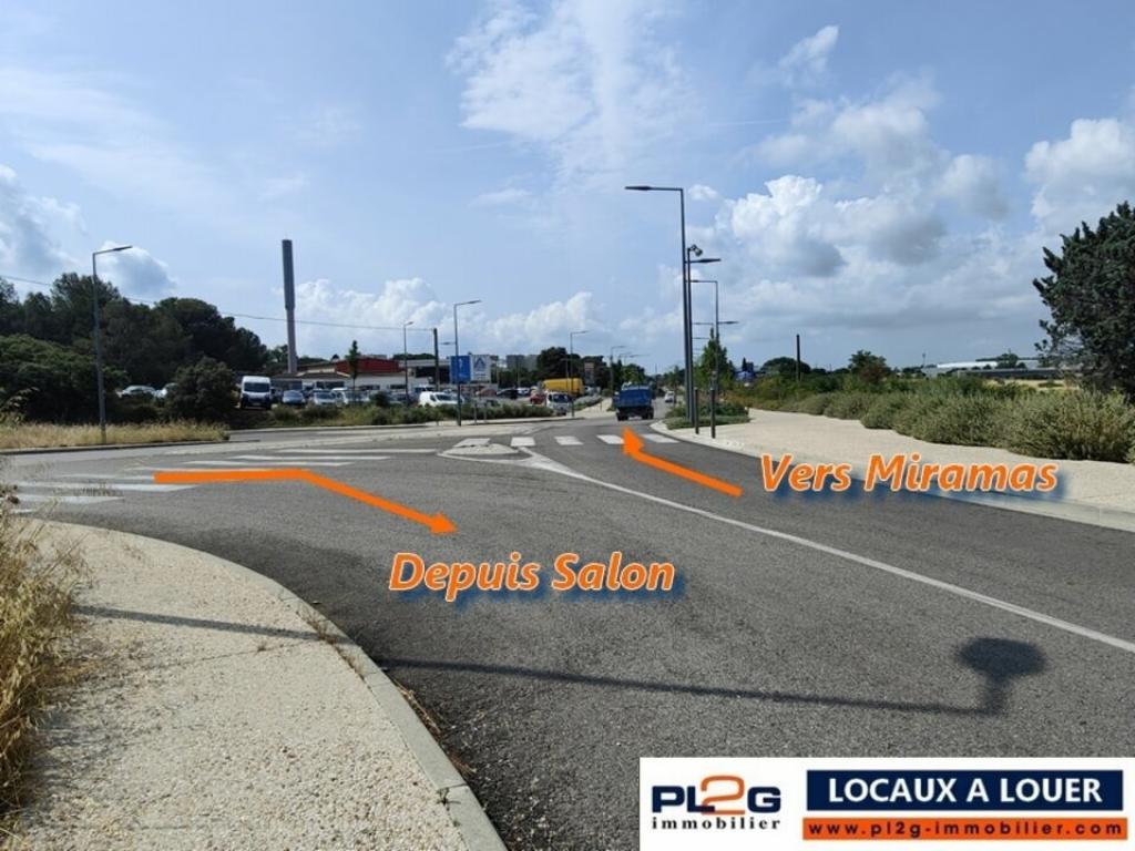 Local à louer à Miramas en entrée de ville