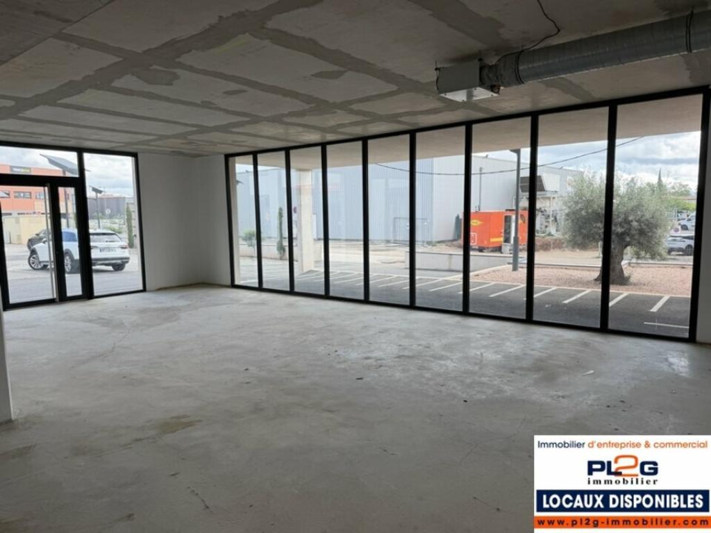Location local commercial Le Luc-en-Provence  Lots de 92 à 188 m² en zone commerciale Leclerc (Var 83)
