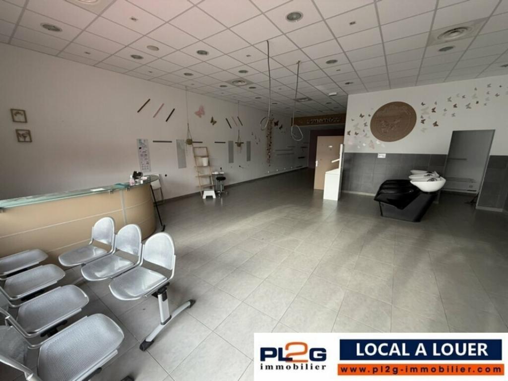 Local 200m² à loeur Chateauneuf les Martigues