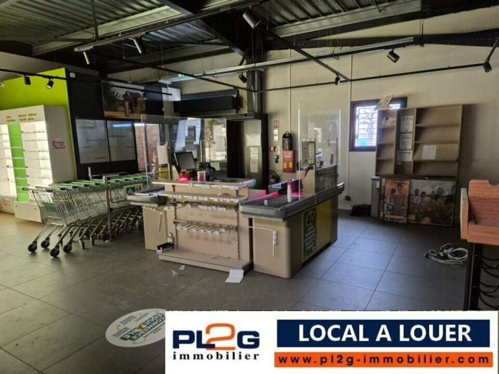 Local à louer à Istres  avec parking