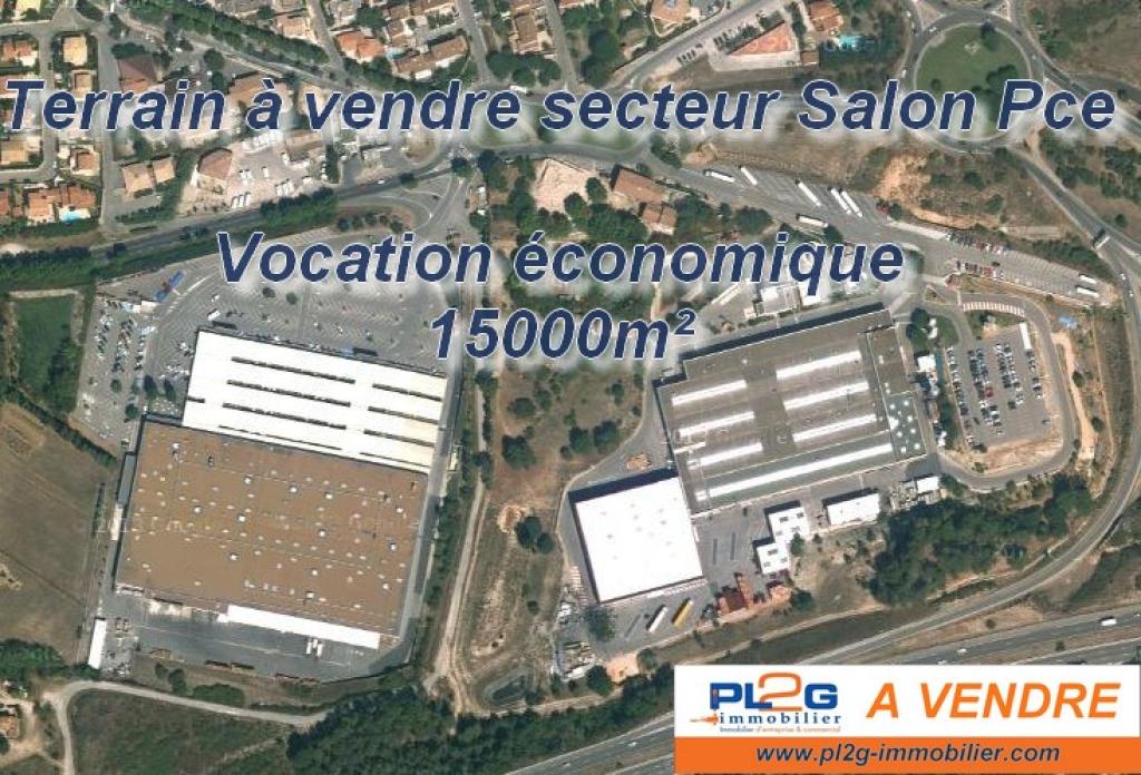 Terrain à vendre à Lançon de Provence pour activité économique